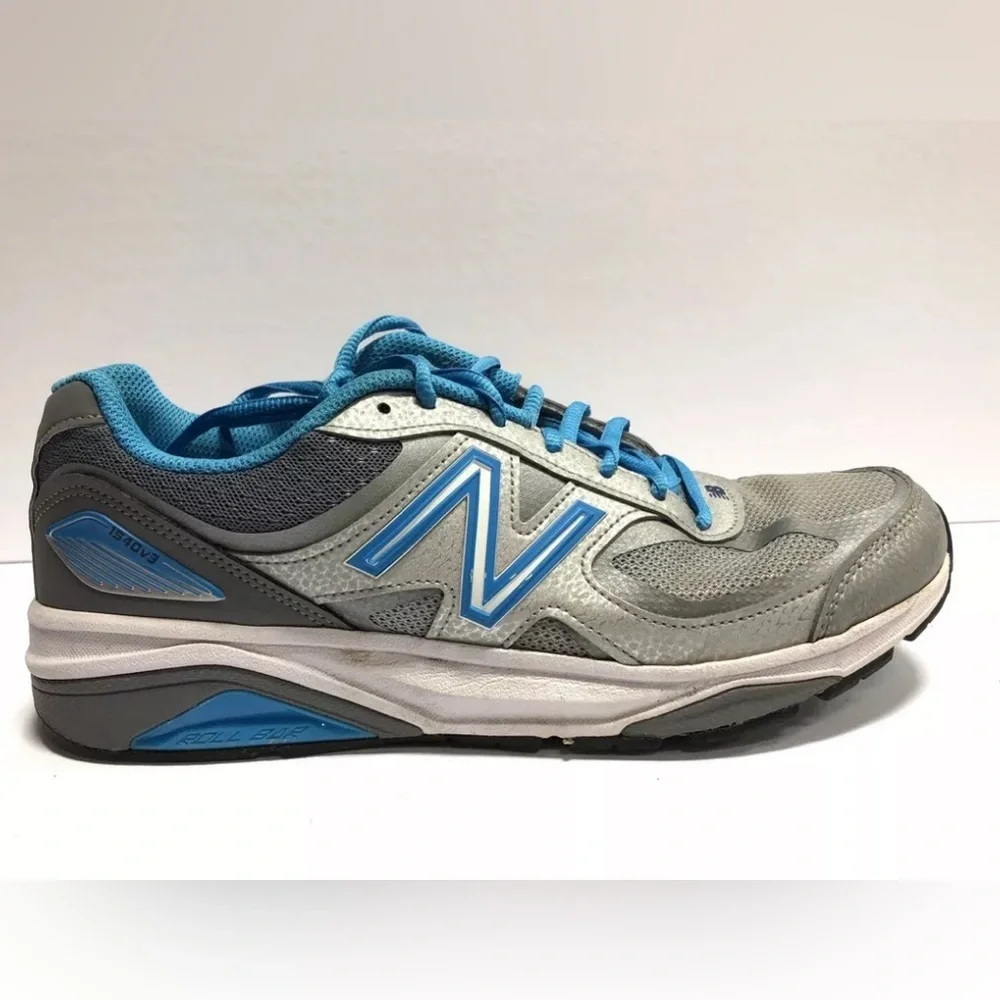 New Balance 1540v3 Womens Running Athletic Shoes Size 9.5 B